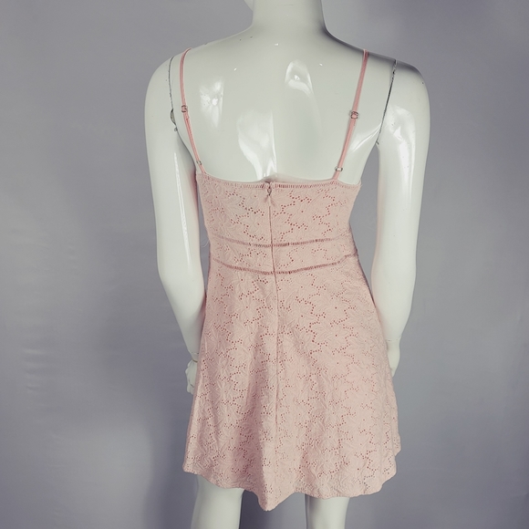 J.O.A Fit and Flare Dress Sleeveless Sz M Eyelet - Picture 8 of 8